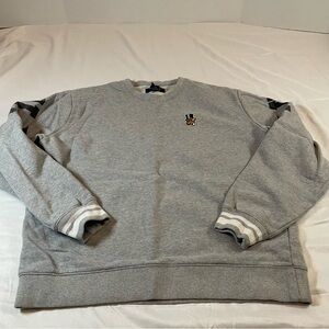 Akoo Gray Crewneck Sweater “A King Of Ones Self” with Fox Logo